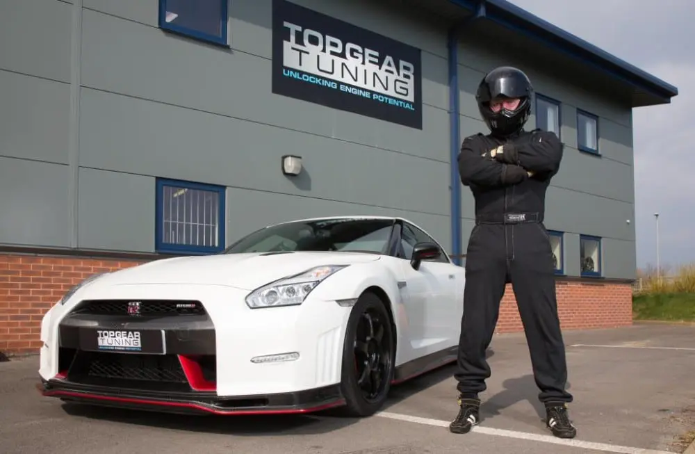 Celebrities 250416 topgeartuning a - Celebrities