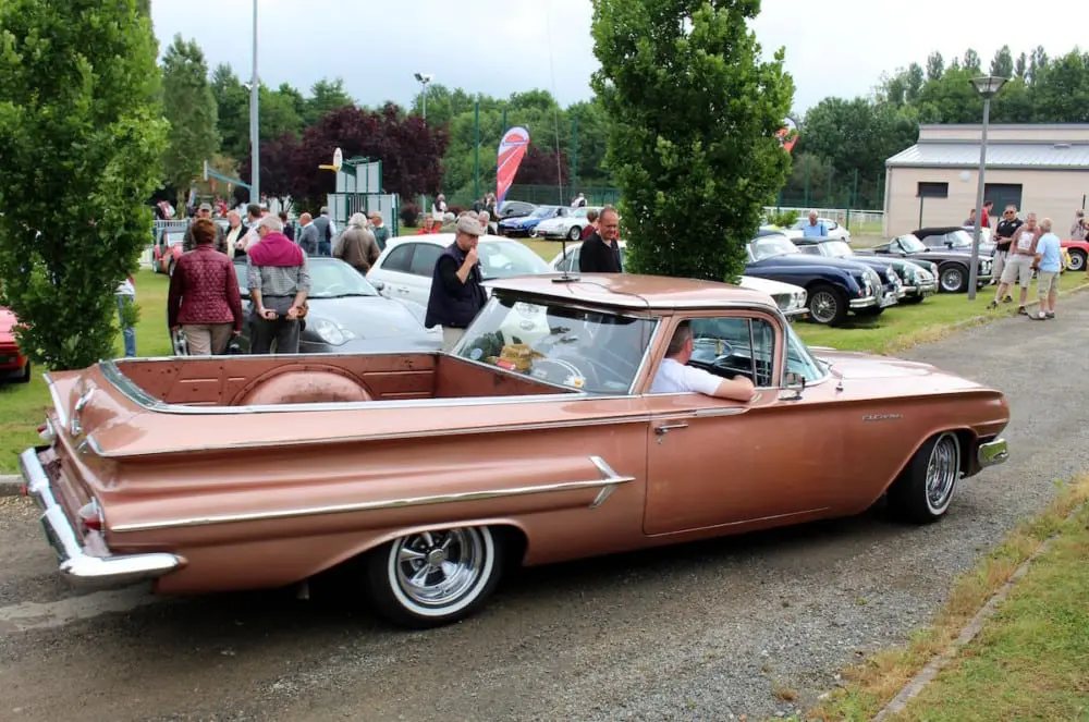 elcamino flat bed - Stories