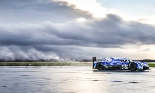 Ginetta G60-LT-P1 at Leeds East Airport