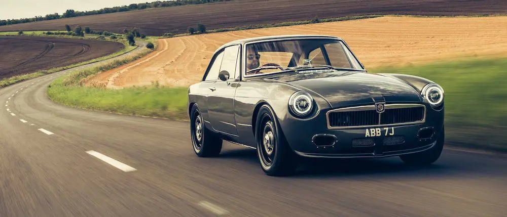 The Rise of the ‘Weekend Car’: Why Driving for Pleasure Still Matters