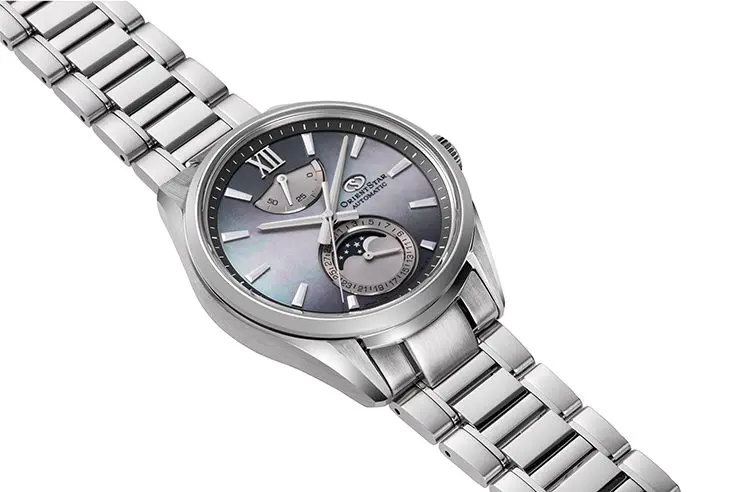 Orient Star presents Limited Editions Inspired by the Aurora at Dawn