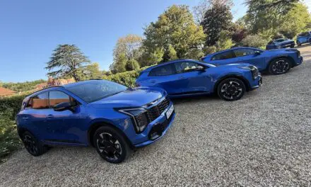 2025 Kia Sportage – Hybrid vs Petrol Manual