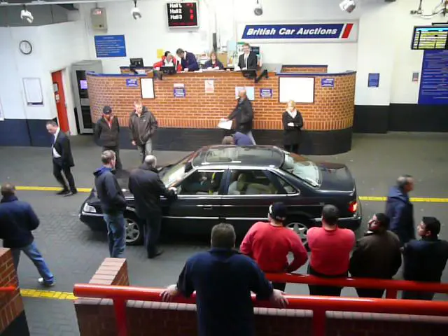 Why Should You Attend Car Auctions?