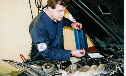 When Should You Book a Car Service? The Warning Signs to Watch For