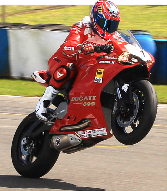 Carl Fogarty King of the Wild Frontier - Free Car Mag