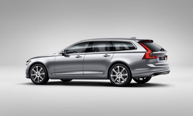 Volvo V90 Great News for Labradors