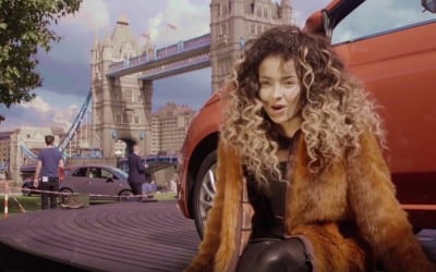 EllaEyre 400x250 - Celebrities