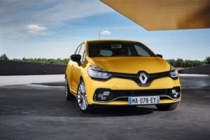 New Clio Renault Sport EMBARGO 14h00 050716 13 300x200 - Renault Clio R.S. An Apology