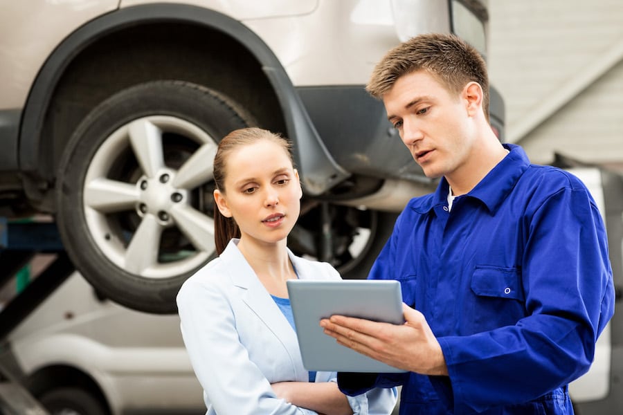 Motorists ‘phone a friend’ before approving garage work say motoreasy