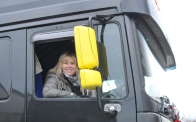 Mothers Day sees a spike in bookings for HGV and tank driving experiences reports www.trackdays.co .uk  400x250 - Stories