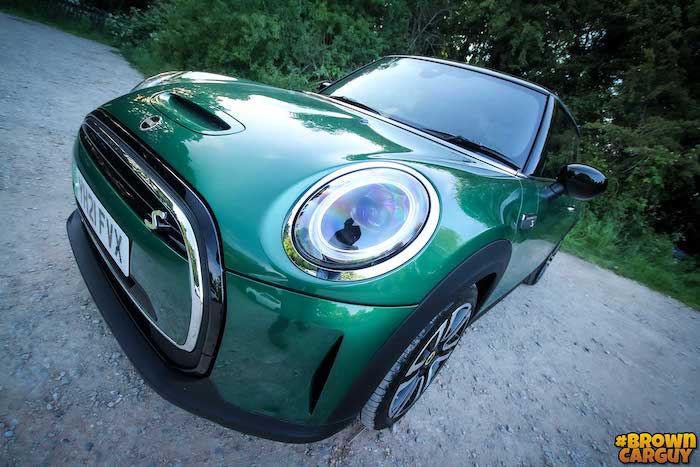 Mini electric on sale car 2021