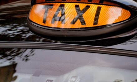 Benefits of being a self-employed taxi driver in the UK