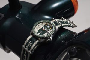 Seiko 5 Sports x Honda Super Cub Limited Edition 340 1 1 copy 300x200 - Seiko 5 Sports x Honda Super Cub Limited Edition