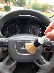 autogylm free car mag steering wheel 225x300 - Autoglym Interior Cleaner & Sanitiser