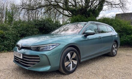 Volkswagen Passat Estate 2024 Review