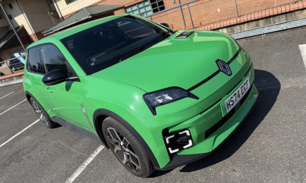 Renault 5 E-Tech Review
