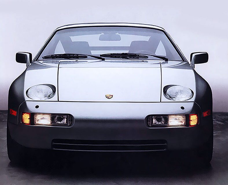 Porsche 928 GTS Review