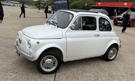 Classic Fiat 500E Yes it has a Battery