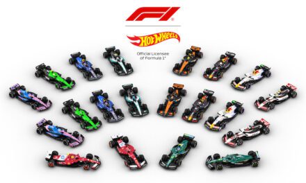 Hot Wheels Formula 1® Grand Prix Race Circuit and Scale Models are all we want for Christmas!