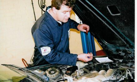 When Should You Book a Car Service? The Warning Signs to Watch For