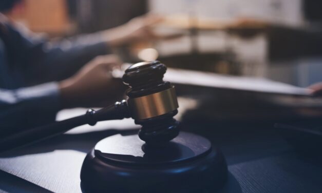 How Law Firms Help Blue-Collar Workers With Insurance Coordination After a Car Accident