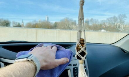 How to Choose a Car Diffuser That Smells Expensive